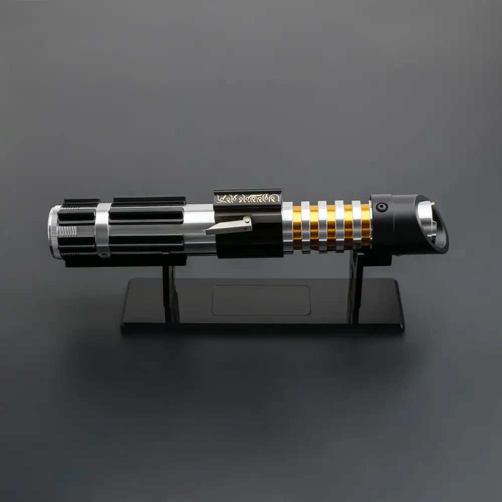 Instinct Saber (E. Mann Inspired) Giocattoli